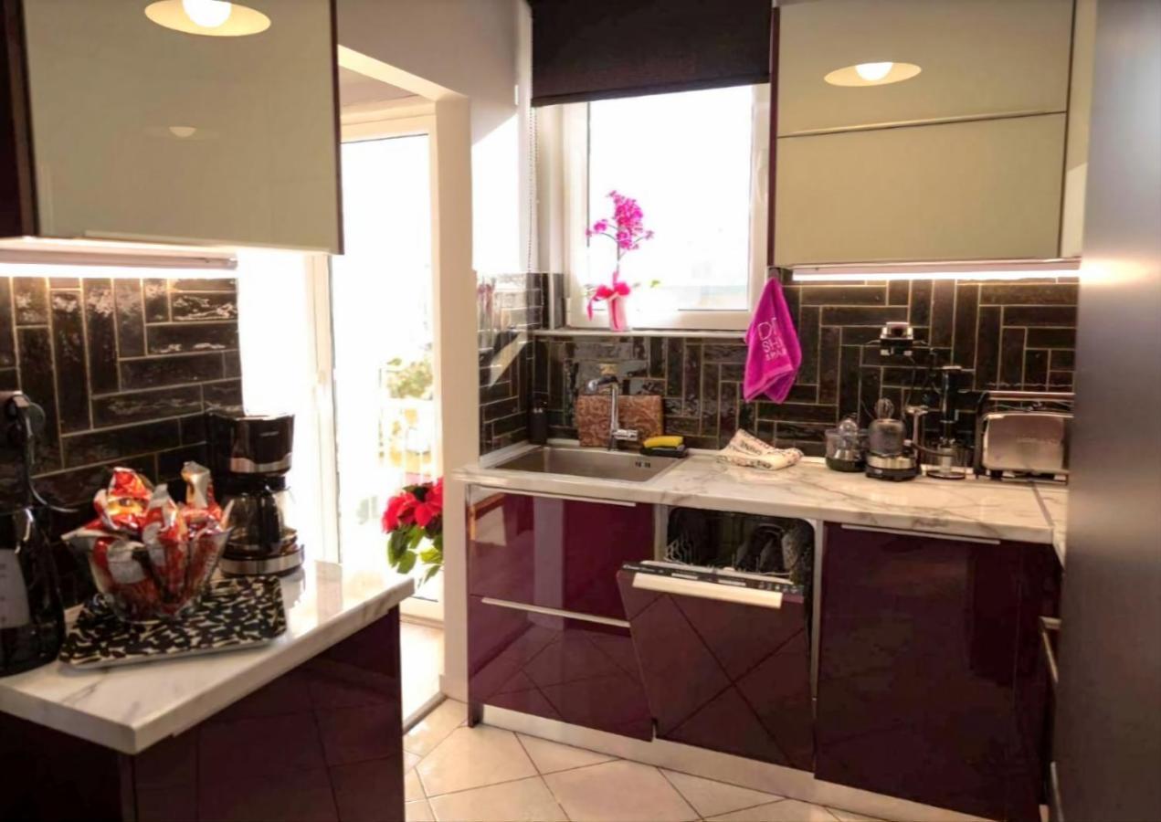 "Elegance" Central Luxury Apartment Pireus Exteriör bild